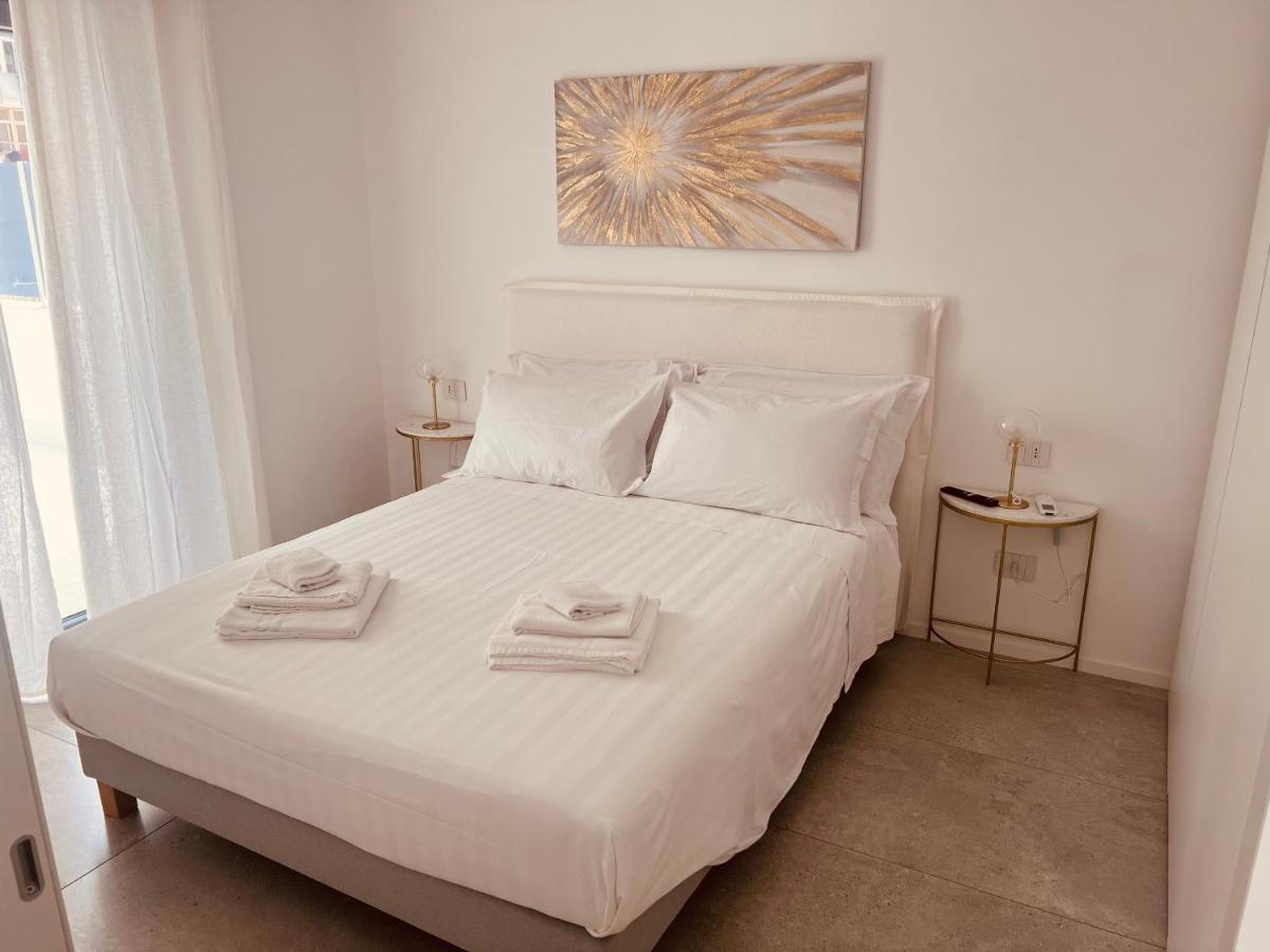 Sea Sense Suite 1 Бари Экстерьер фото
